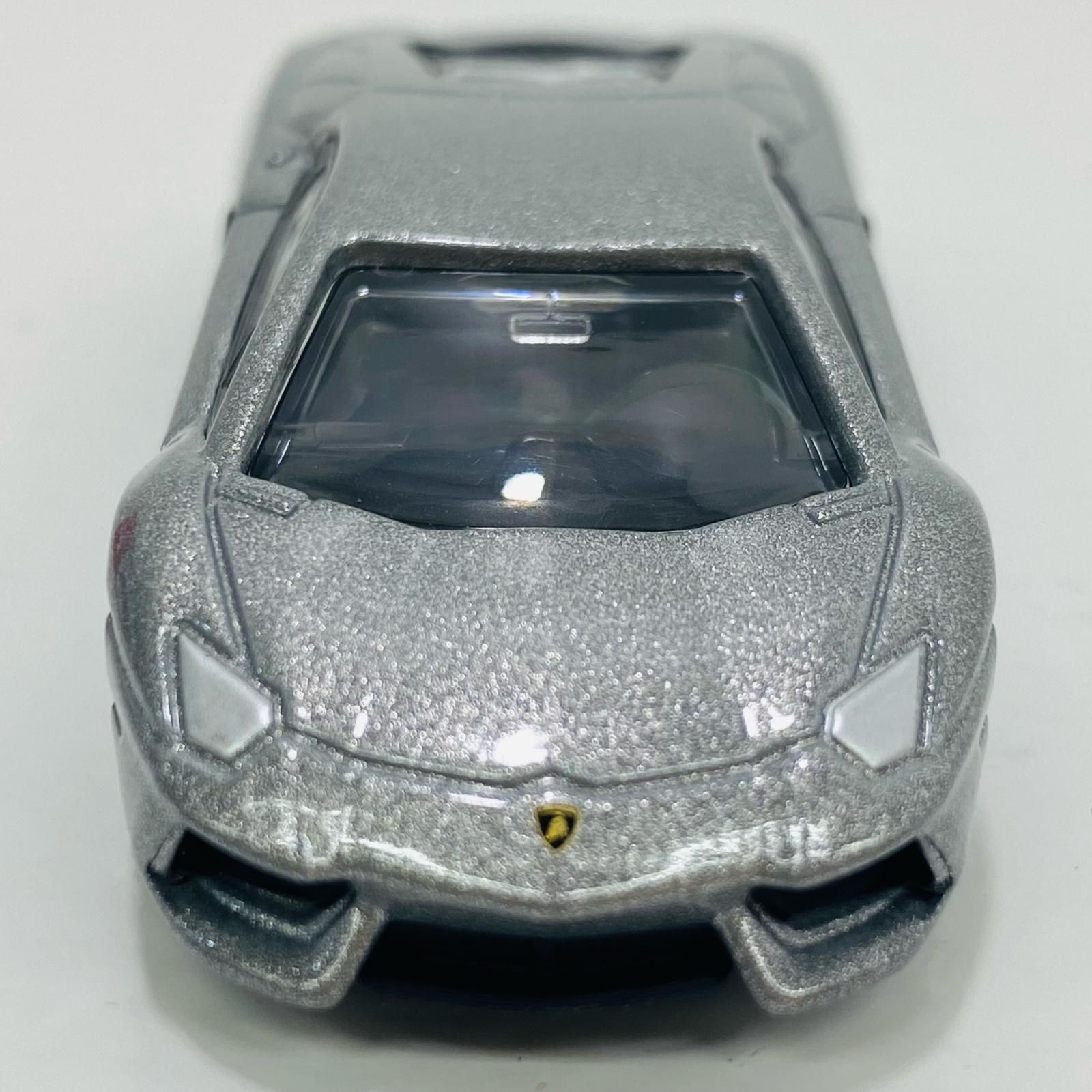 中古 ランボルギーニアヴェンタドール初回特別カラー「トミカNo.87