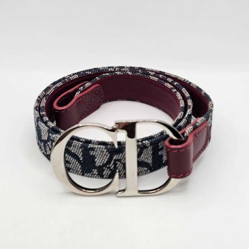 美品　クリスチャンディオール　ベルト　トロッター柄　CDロゴバックル　グレー 美品 クリスチャンディオール CDロゴ バックルベルト トロッター柄