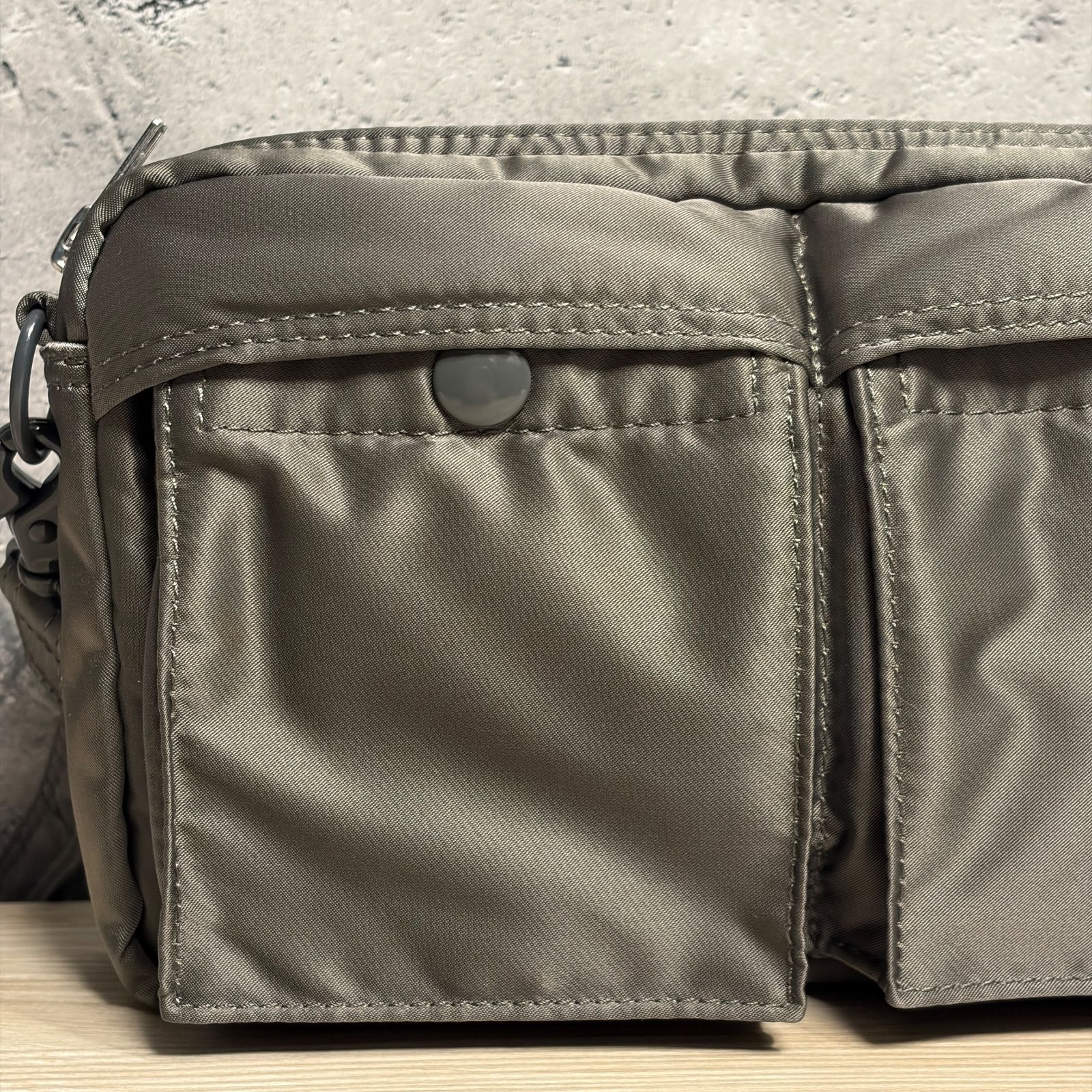 極美品✨PORTER ポーター タンカー ショルダーバッグ　ポシェット　シルバー ✨PORTER タンカー ショルダーバッグ シルバー 極美品 ポーター