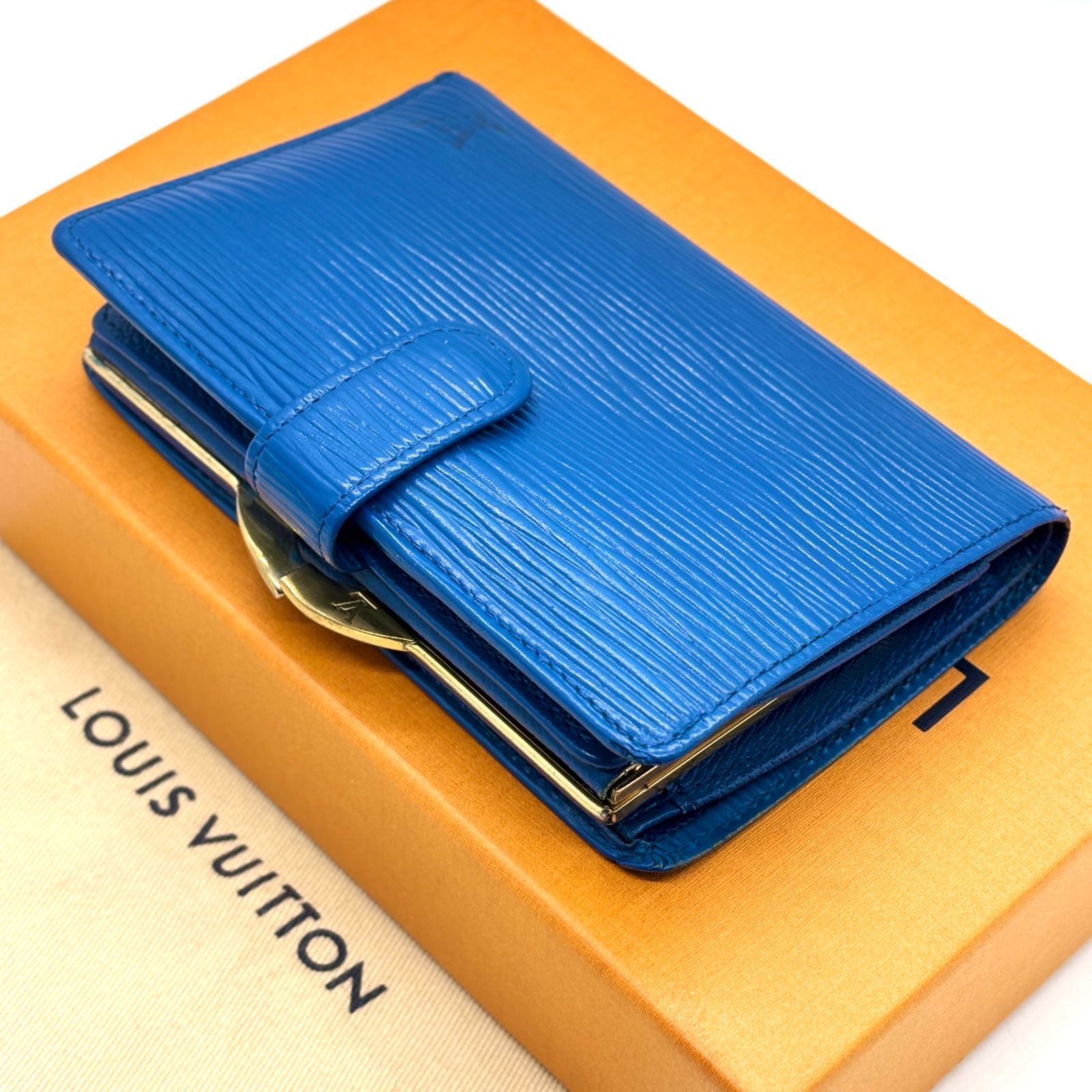 ルイヴィトン ポルトフォイユ ヴィエノワ マット ネイビー 二つ折り がま口 知性が香る青】 LOUIS VUITTON ルイヴィトン 二つ折り財布 エピ