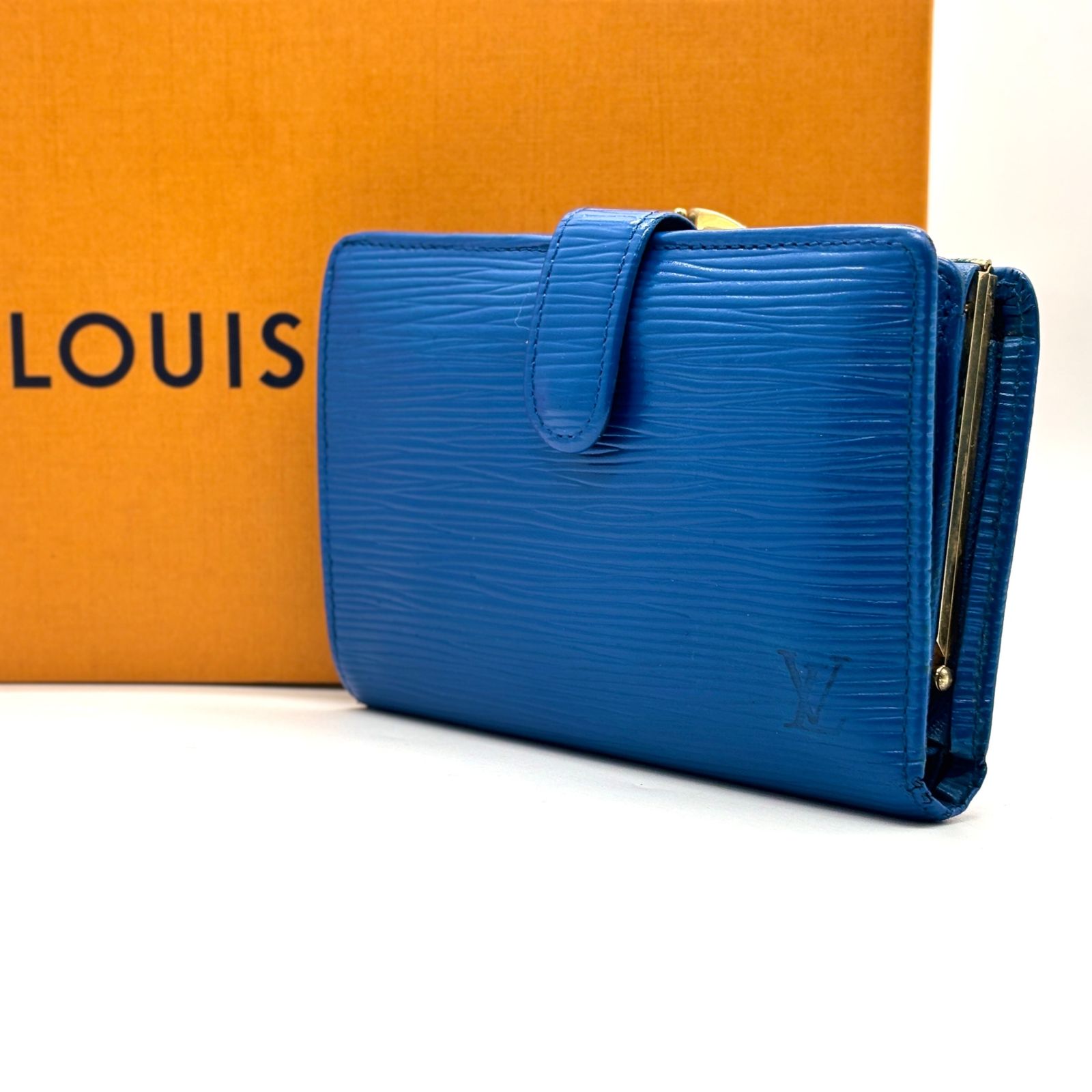 知性が香る青】 LOUIS VUITTON ルイヴィトン 二つ折り財布 エピ