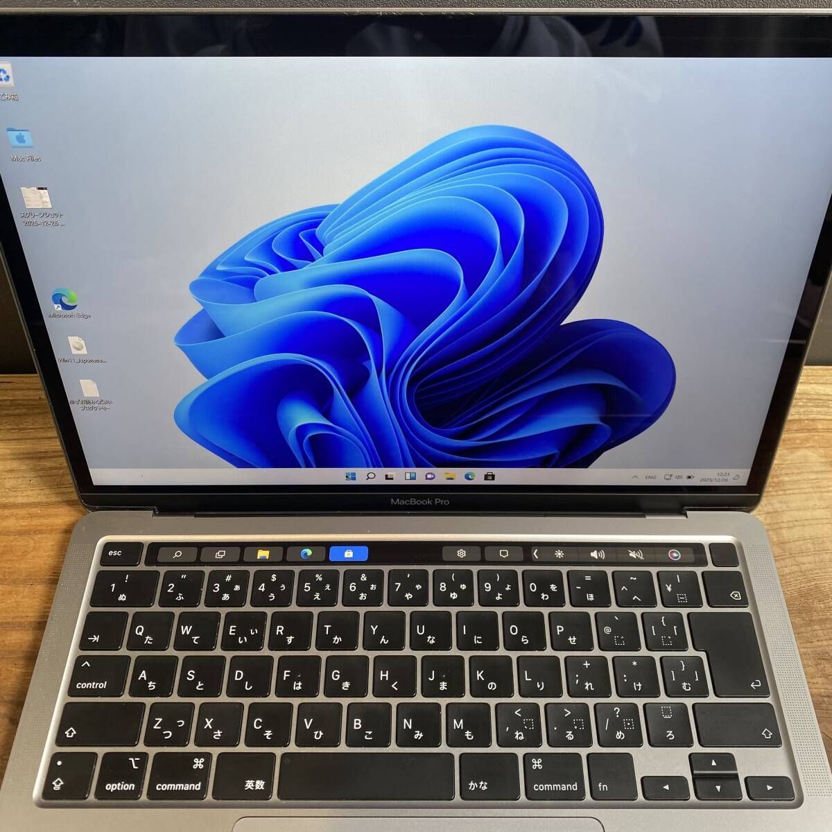良品］Apple MacBook Pro 13inch 2020/Core i7 1.7GHz/メモリ16GB