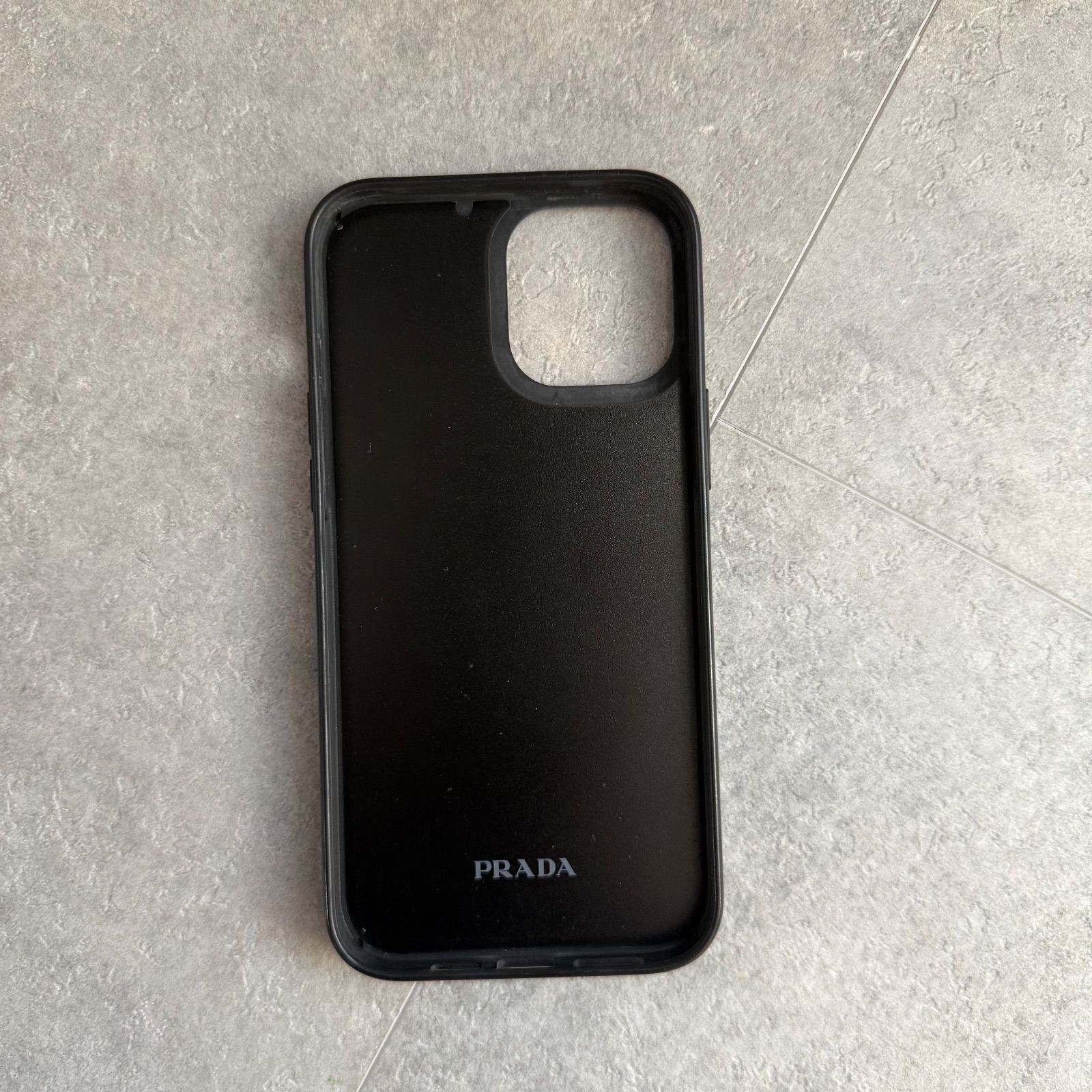 PRADA プラダ iPhone13ProMAX ケース 三角ロゴプレート サフィアーノ