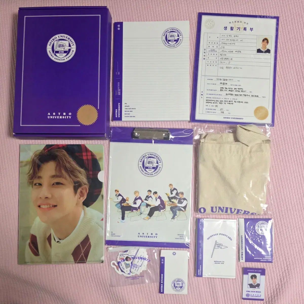 ASTRO（アストロ）4期ファンクラブキット チャ・ウヌ 学生証 - メルカリ
