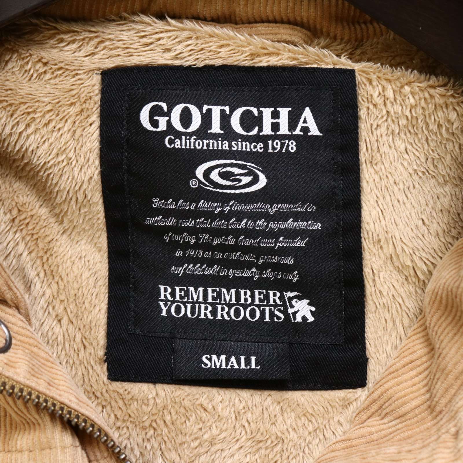 GOTCHA ガッチャ 秋冬 裏ボア☆ ロゴ刺繍 フード収納 袖中綿