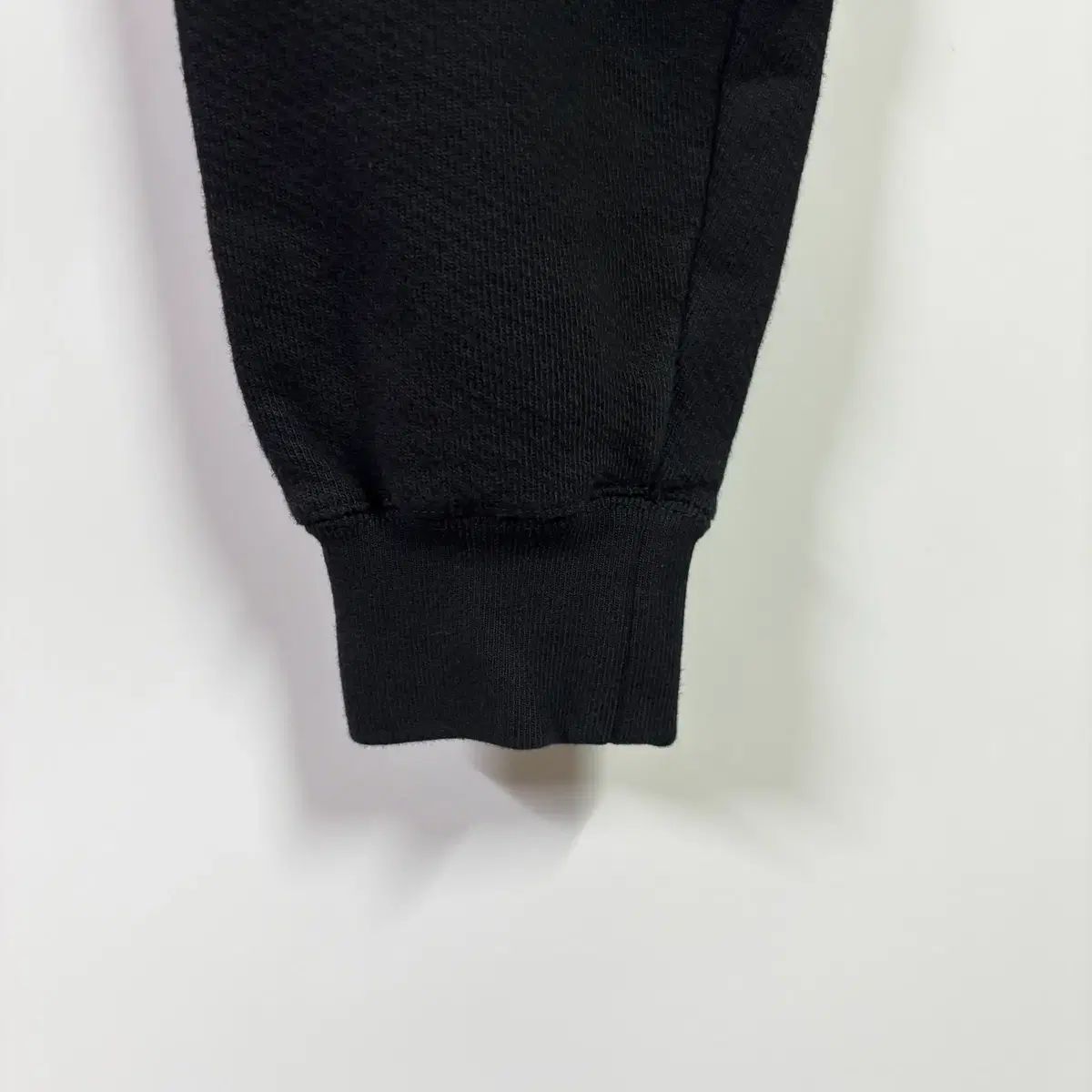 S オフホワイト レーシング クロップド スウェット - メルカリ