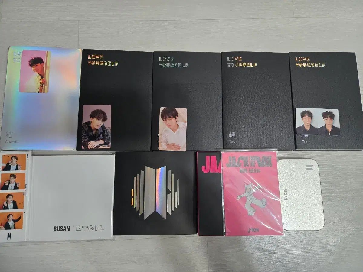 BTS アルバム（まとめ売り）出品 - メルカリ