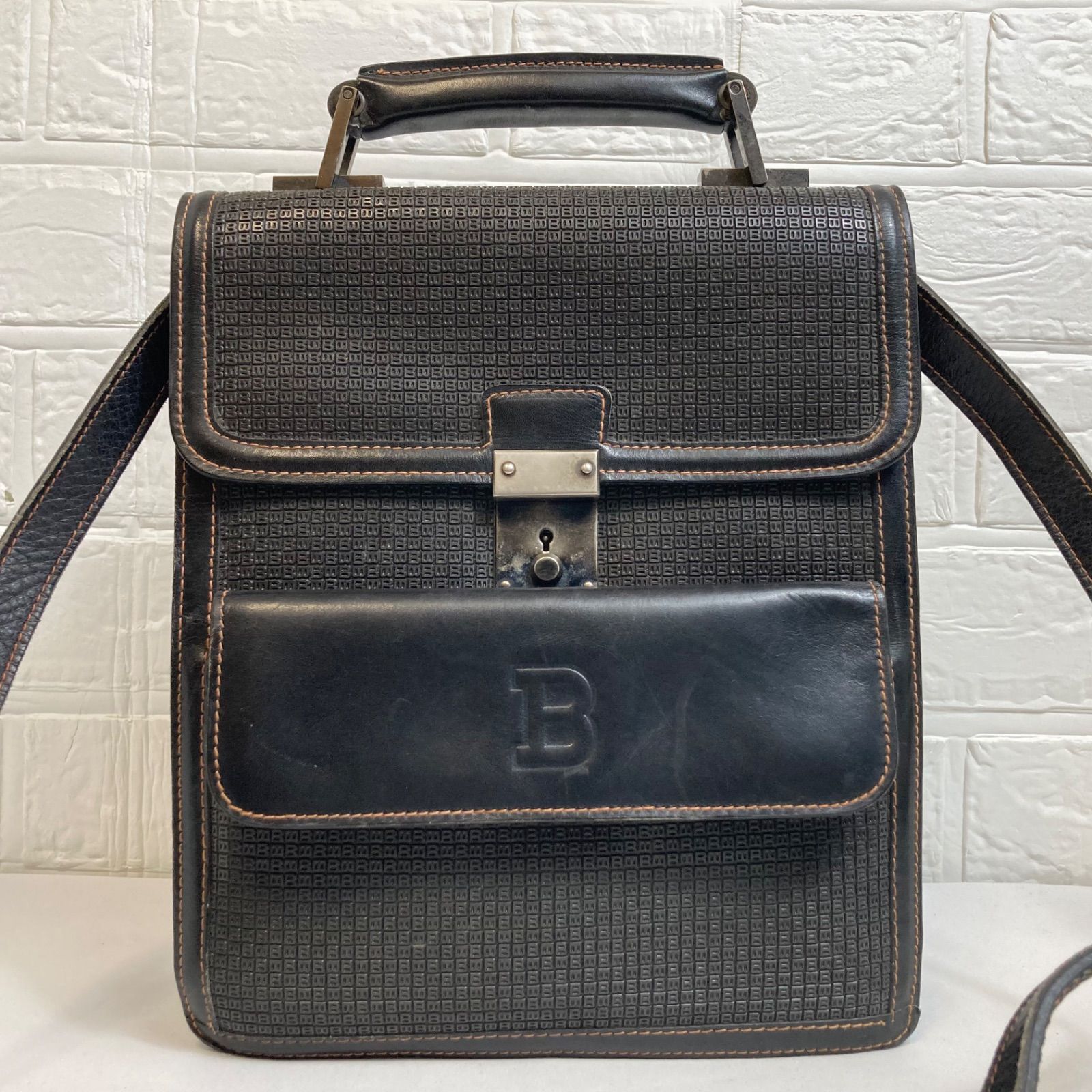 BALLY バリー ショルダーバッグ 斜め掛けバッグ クロスボディ ボックス 