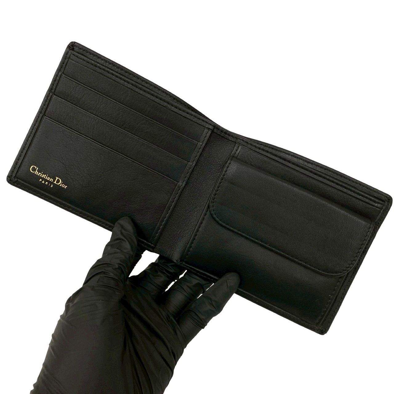 【新品未使用✨CDロゴ刻印】クリスチャンディオール　折り財布　レザー　黒　希少 極 美品 希少品 箱付き Christian Dior ディオール CD ロゴ 刻印