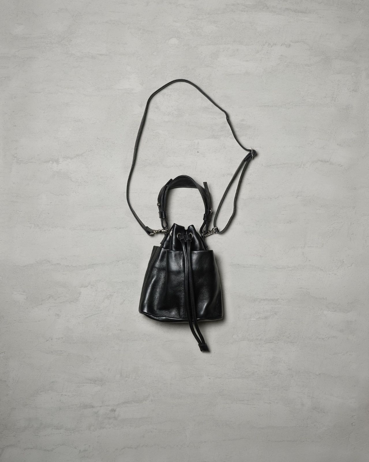 CCU シーシーユー DRAWSTRING BAG ドローストリングバッグ レザー 
