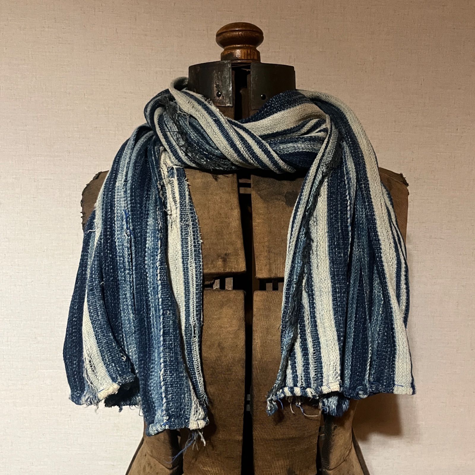 ストール ビンテージ ヴィンテージ 同柄 レア ジョニーデップ ジョニーデップ着用 ヴィンテージ インディゴ ストール ボロ - メルカリ