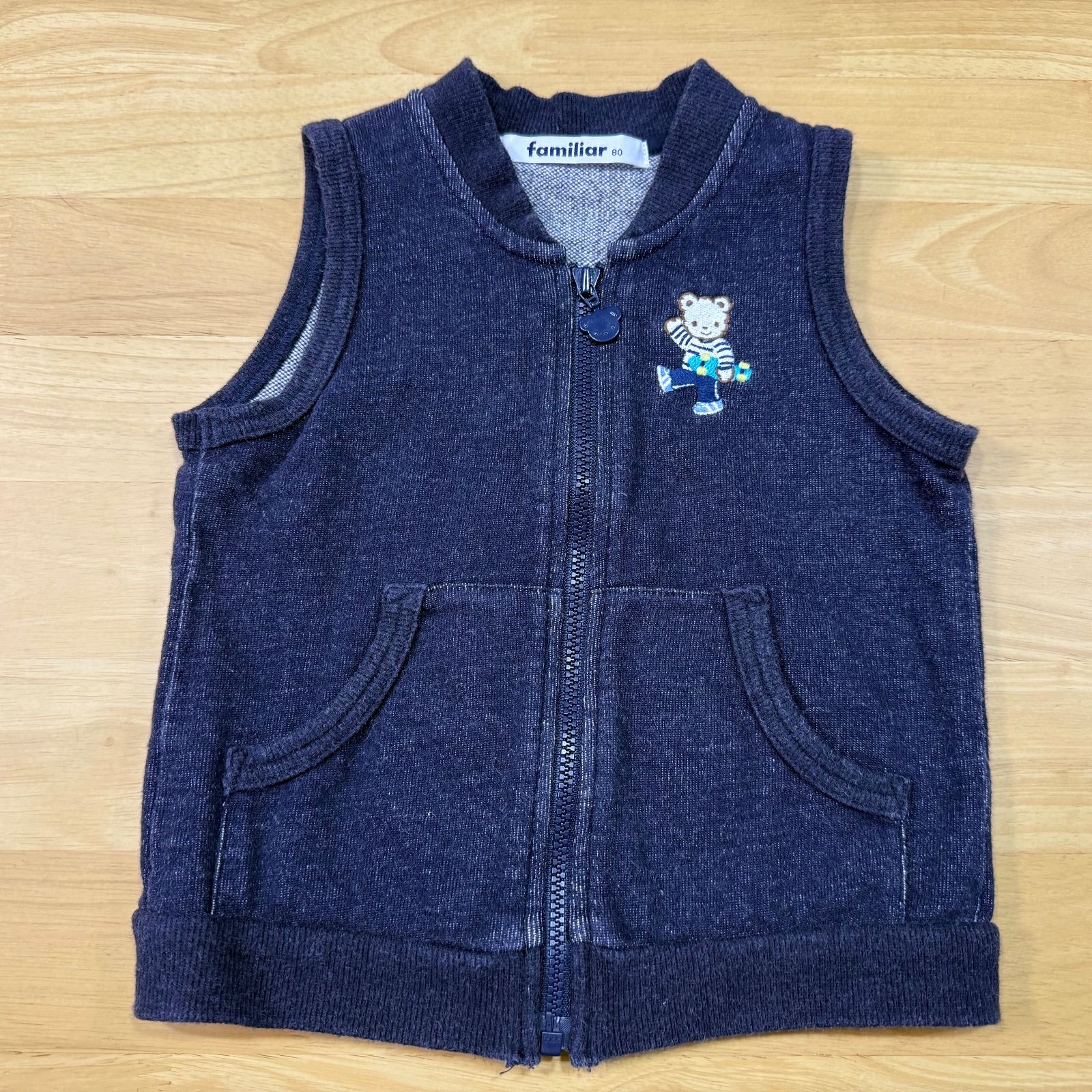 ファミリアベスト◎サイズ80 - メルカリ