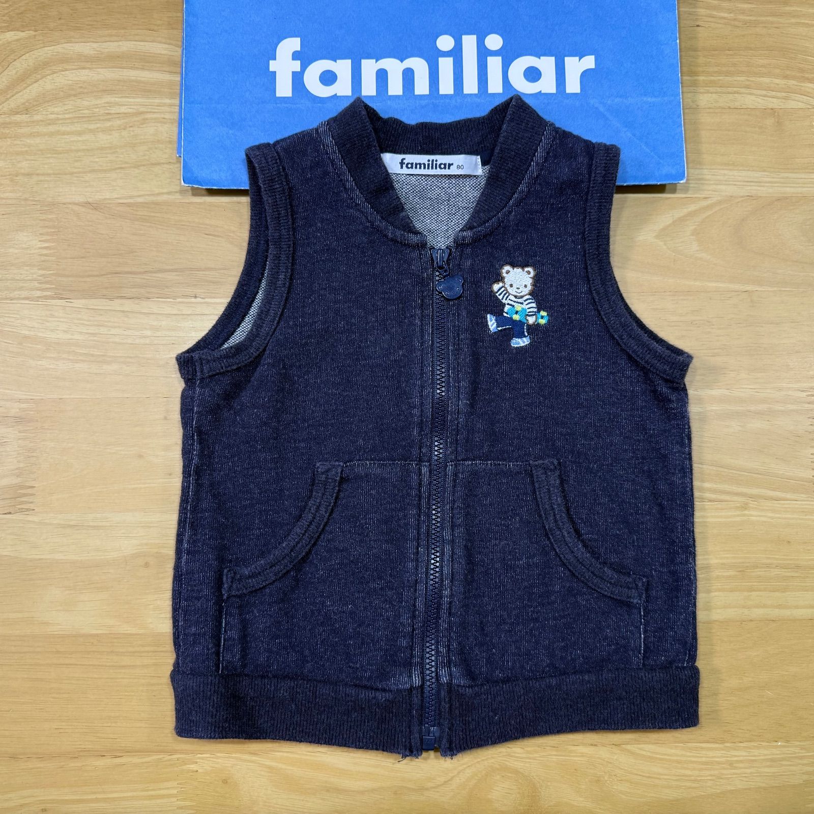 ファミリア ベスト 80 新品タグ付き ファミリアベスト◎サイズ80 - メルカリ