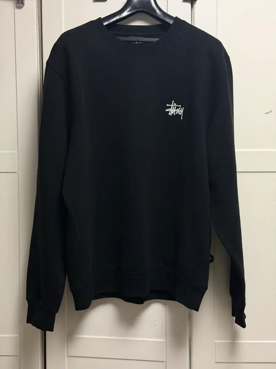 STUSSY ステューシー スウェット ブラック Mサイズ 【公式通販】 STUSSY ステューシー スウェット ブラック Mサイズ 【公式通販】