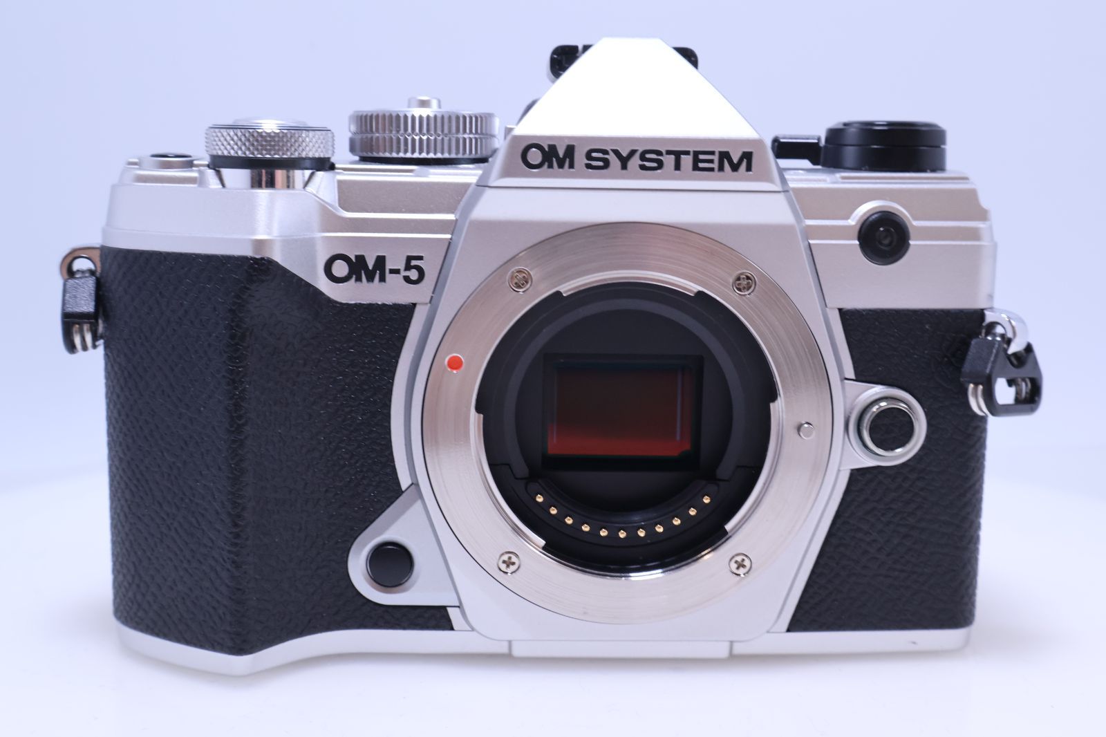 極美品】OM SYSTEM OM-5 ボディー シルバー - メルカリ