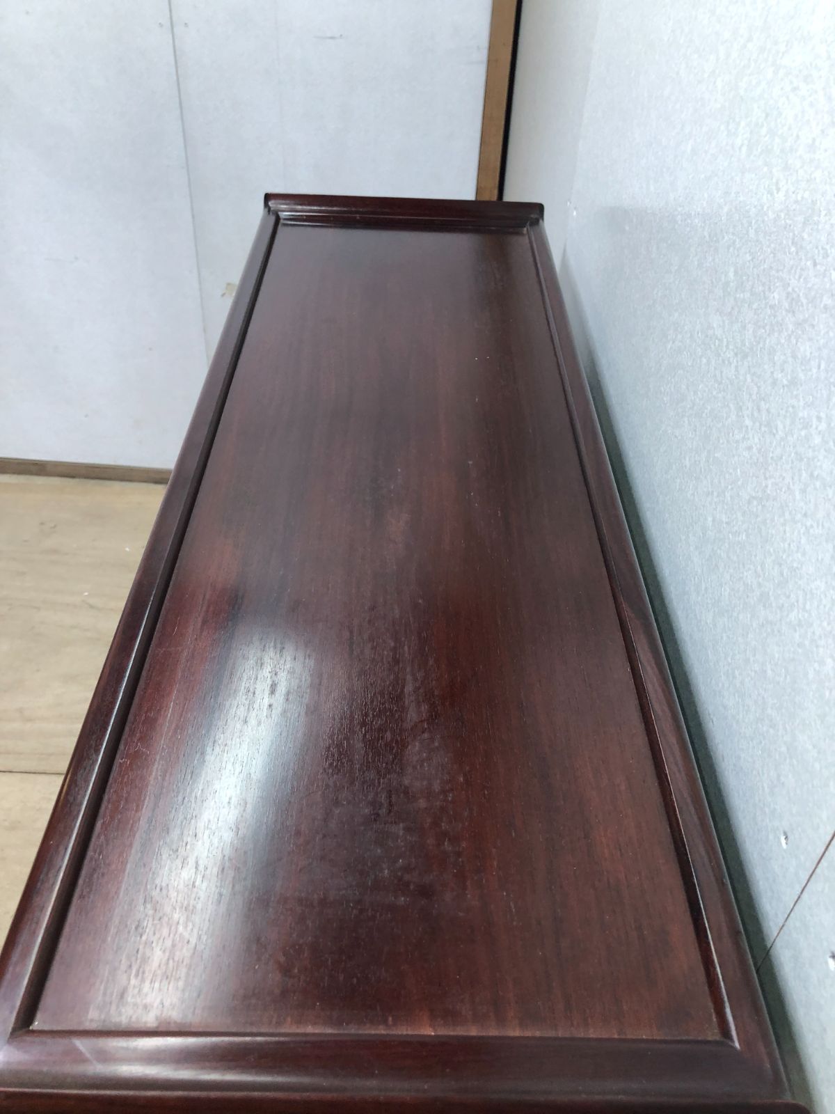 飾り棚 和棚 茶棚 アンティーク 彫刻入り 送料込み 250309-1 - メルカリ