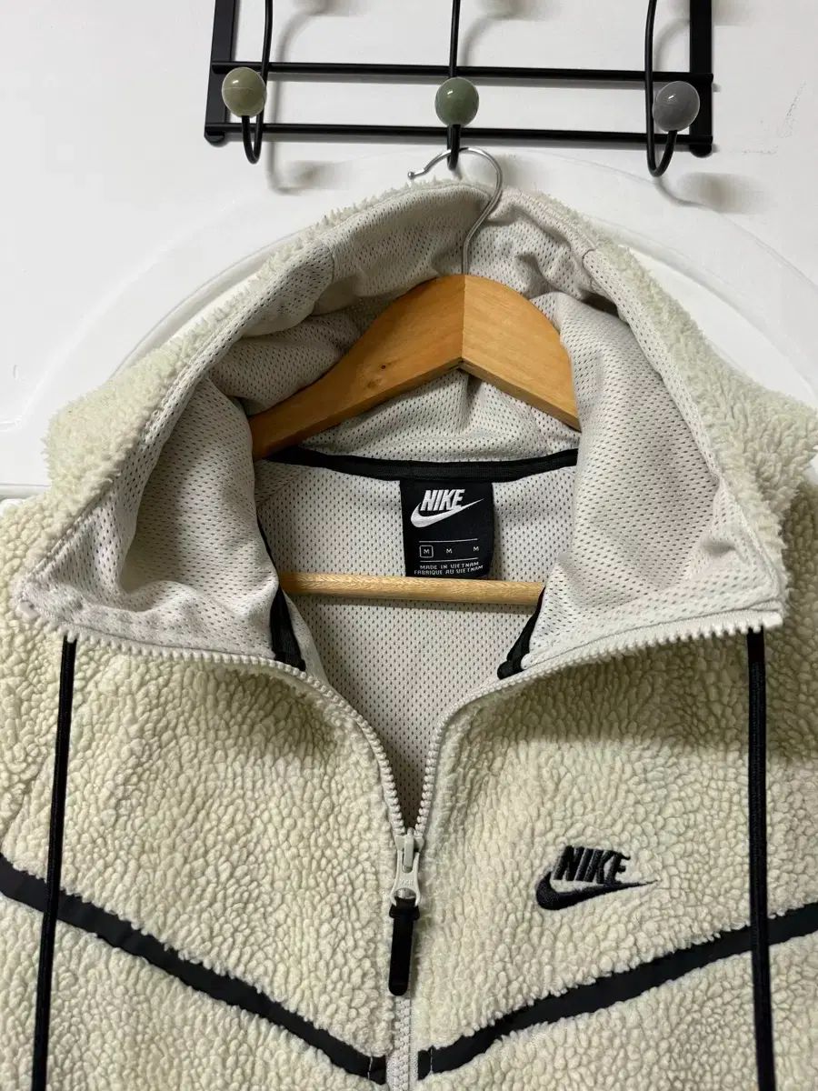95 Mサイズ NIKE ウィンドランナー フリース ボア フーディー ジップアップ