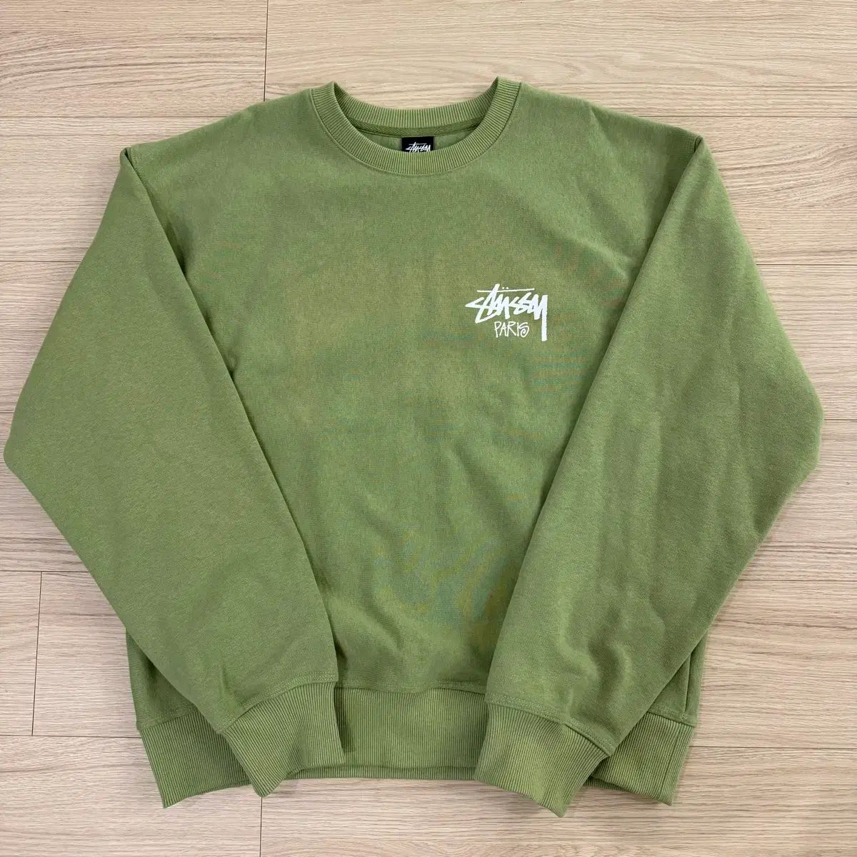 XL STUSSY ストック パリ クルーネック グリーン 【公式通販】