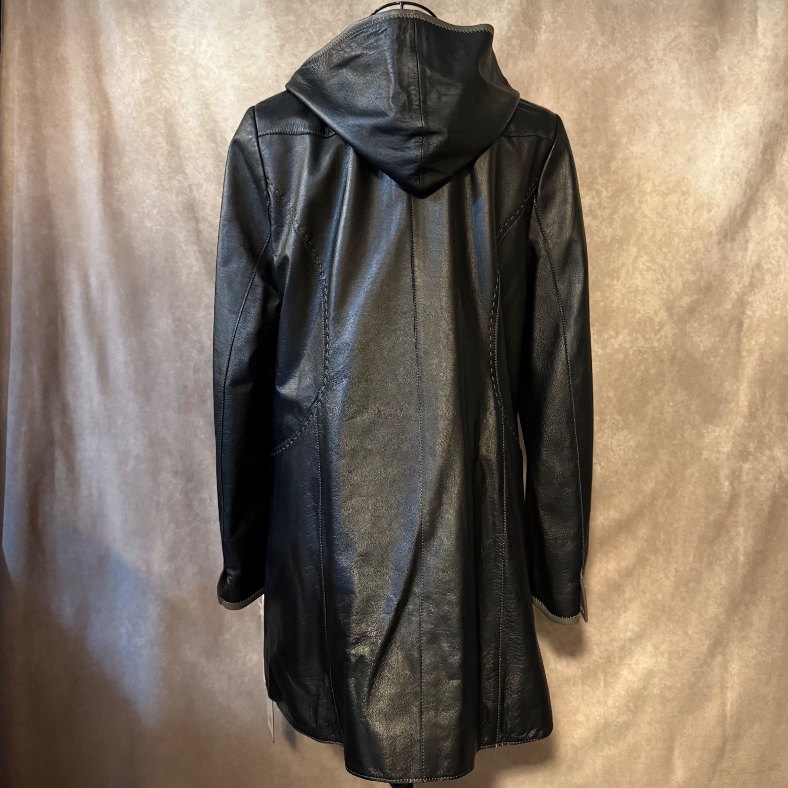 BALMAIN paris ブラック レザー ロングジャケット BALMAIN PARIS レザーロングコート サイズ9 M相当 ブラック 羊革