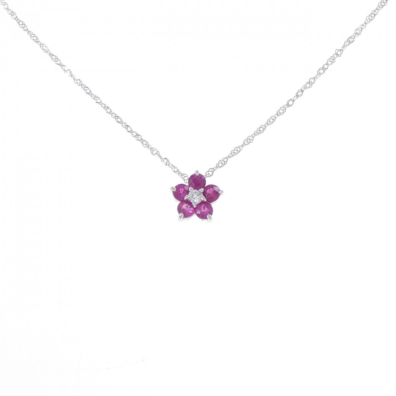 可愛いルビー １８WGペンダント K18WG フラワー ルビー ネックレス 0.25CT - メルカリ