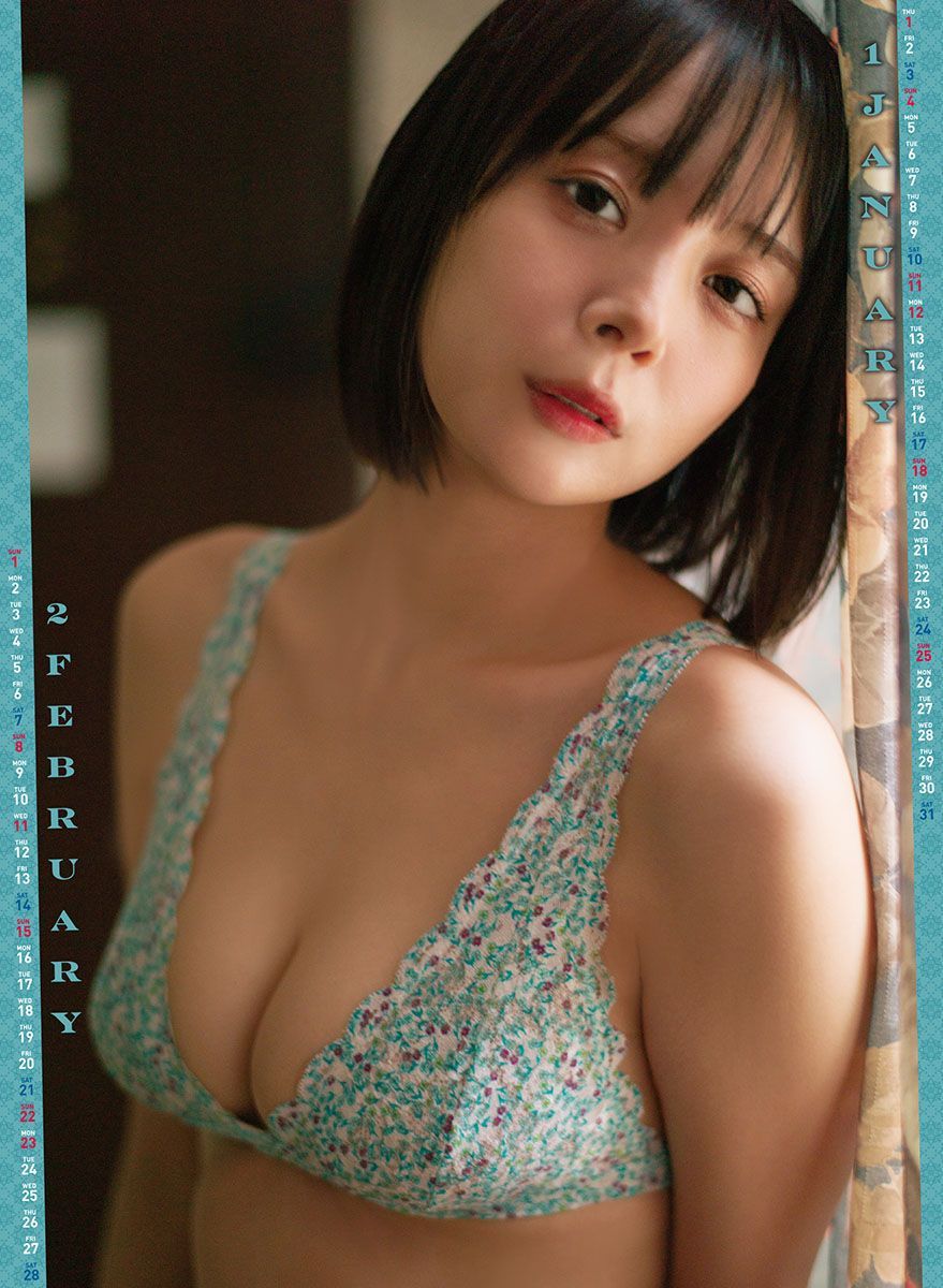 直筆サイン入り】岡田紗佳 2026年カレンダー CL-182 - メルカリ