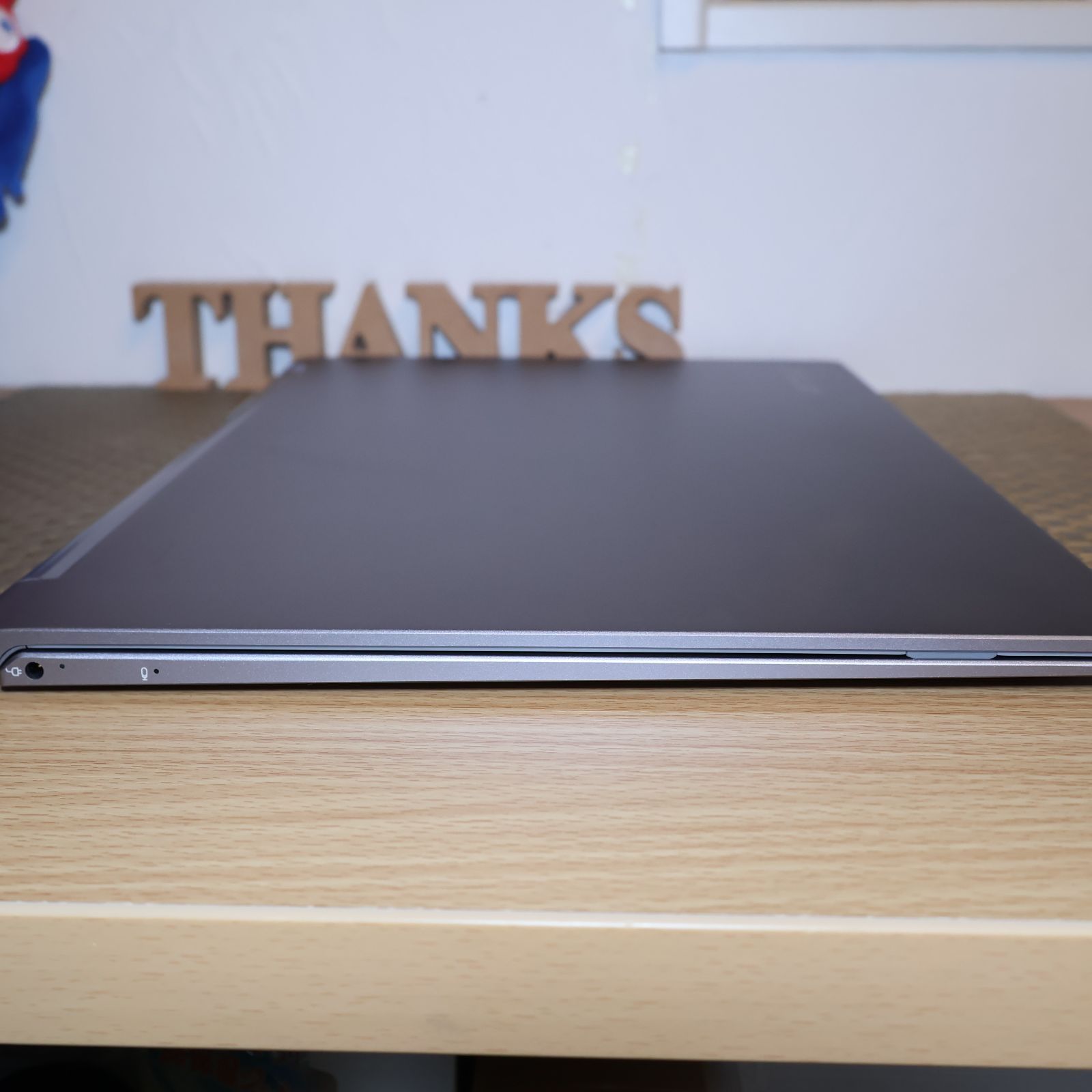極上美品！Win11高年式2022！メ8G/SSD/フレームレス/無線/カメラ 極上美品！Win11高年式2022！メ8G/SSD/フレームレス/無線/カメラ