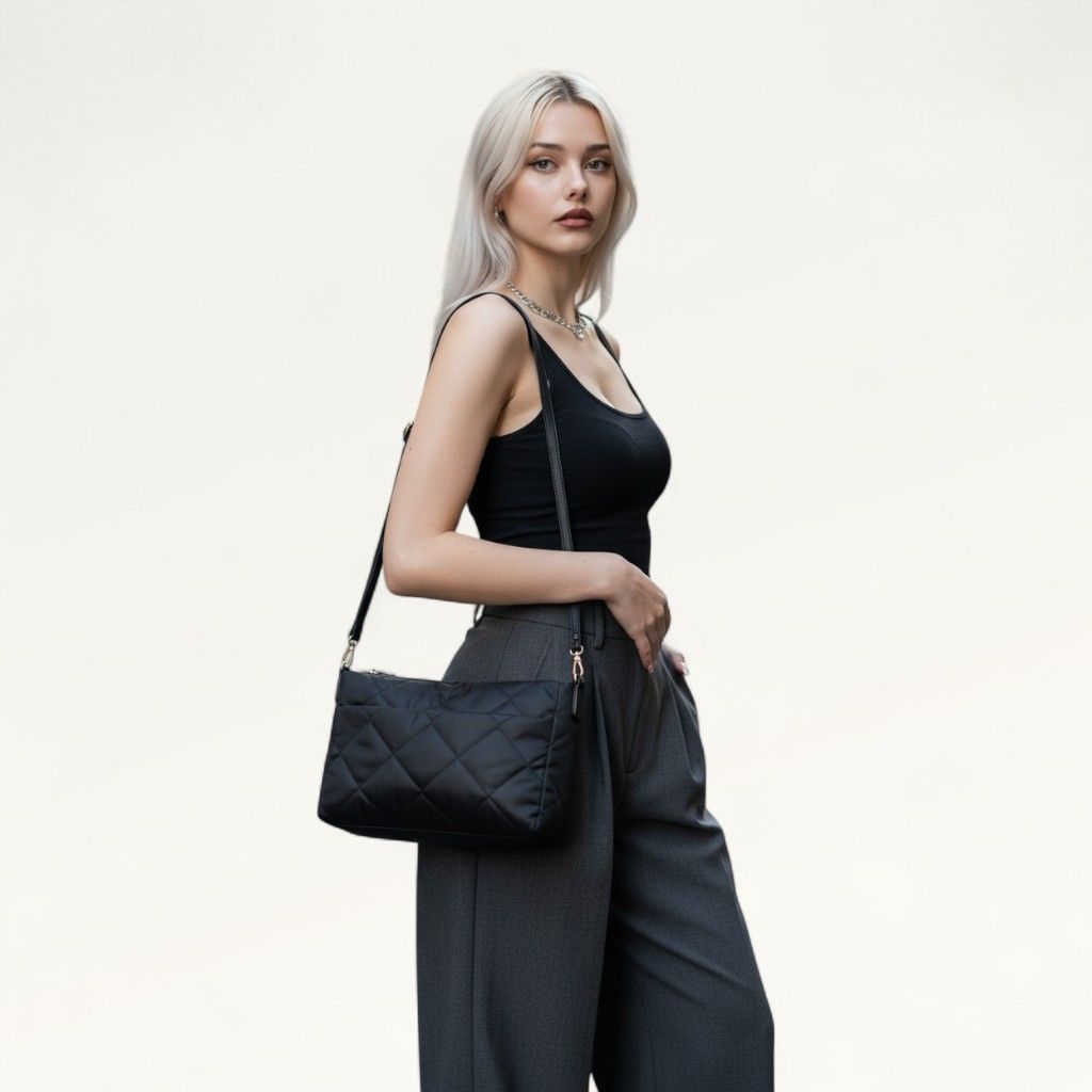 B2071【未使用級】russet ショルダーバッグ クラウズナイロン 黒 未