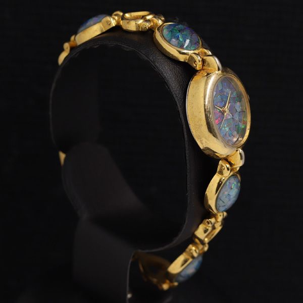 スイス製 オパール QZ オパール文字盤 18K レディース腕時計 KRH