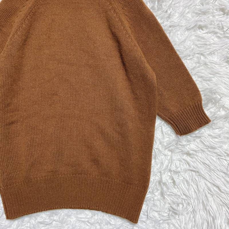 未使用級　セリーヌ　カシミヤ100％　半袖　タートルネック　ニット　セーター　M 未使用級 セリーヌ カシミヤ100％ 半袖 タートルネック ニット セーター M