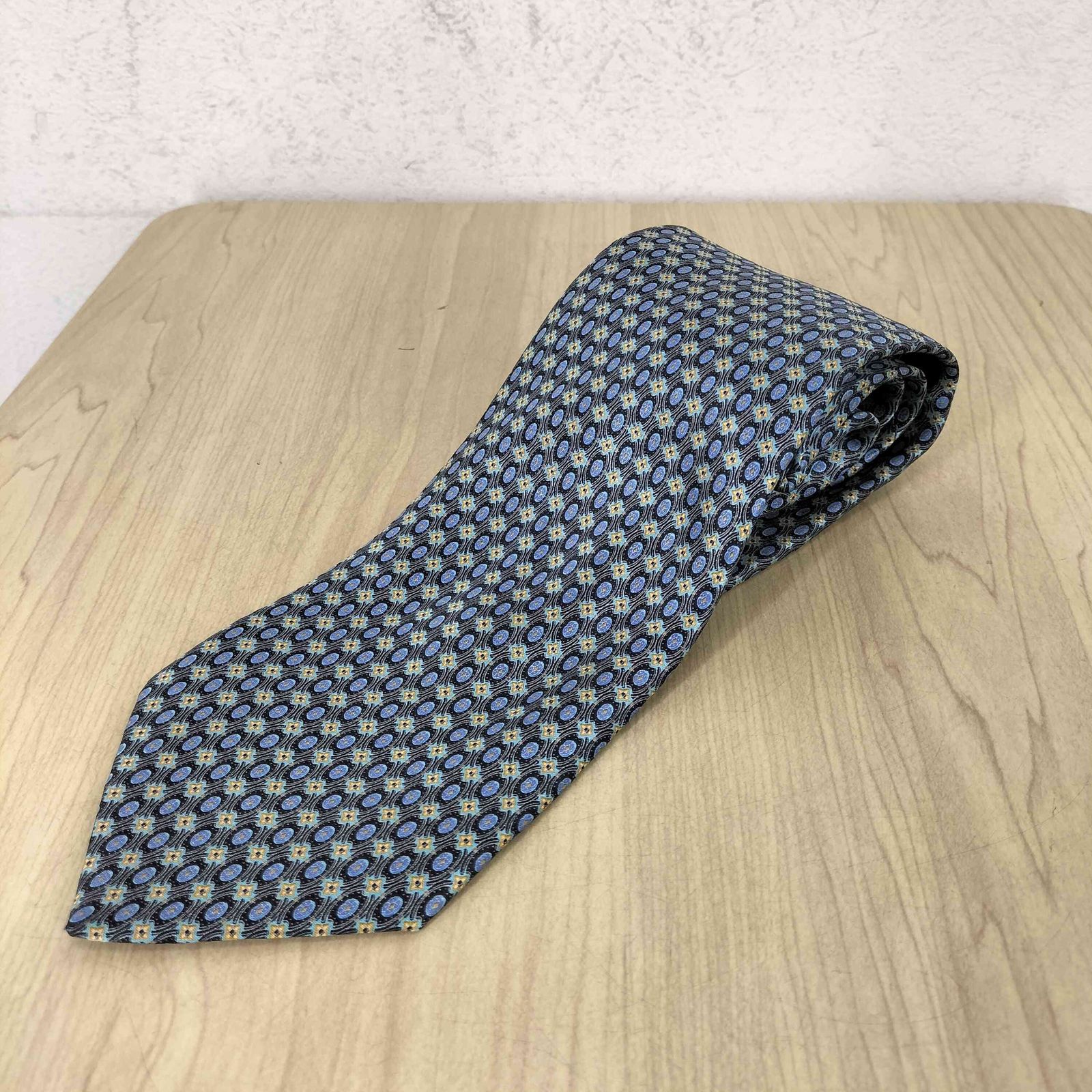 ブリオーニ BRIONI シルク100 総柄ネクタイ メンズ 表記無 - メルカリ