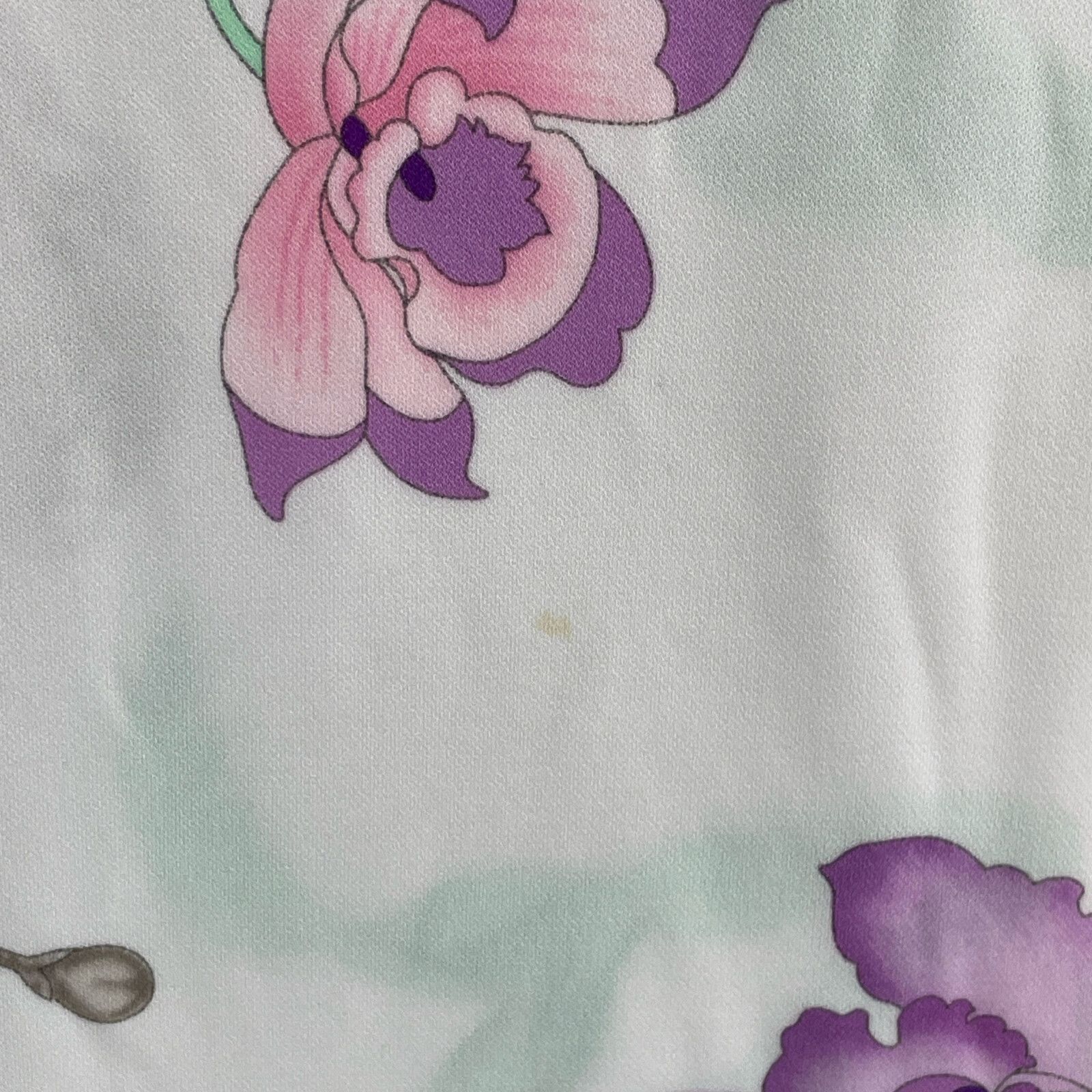 LEONARD レオナール 0190201 ホワイト カンカン素材 花柄 ハイネック