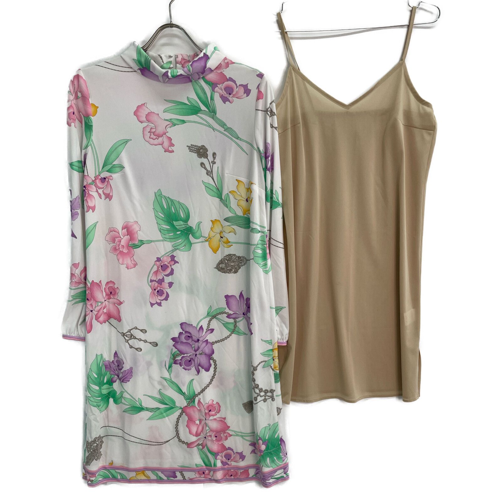 LEONARD レオナール 0190201 ホワイト カンカン素材 花柄 ハイネック