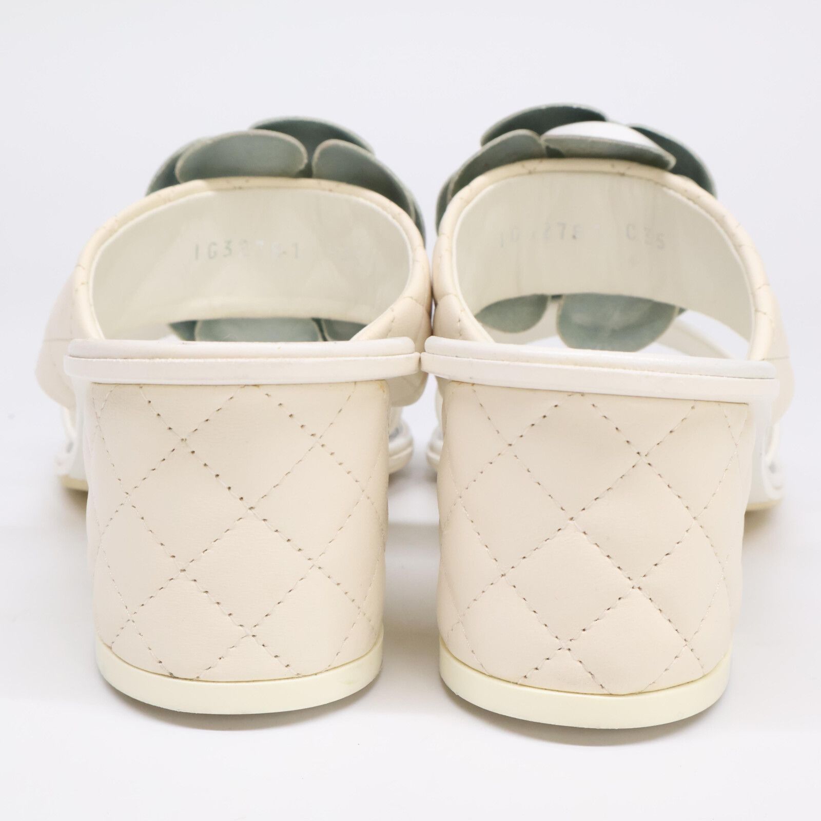 CHANEL シャネル 【美品】IG32781 カメリアモチーフ キルティング