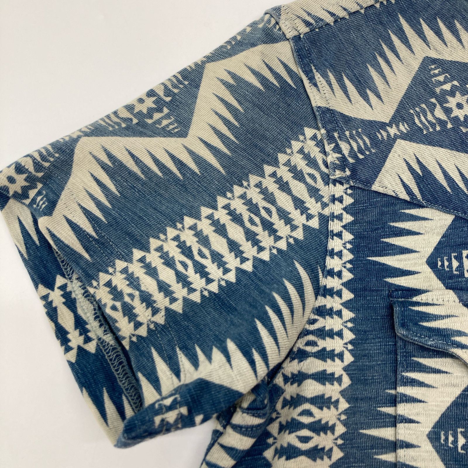 RRL ダブルアールエル ｲﾝﾃﾞｨｺﾞ ﾈｲﾃｨﾌﾞ柄 ｺﾝﾁｮﾎﾞﾀﾝ ｳｴｽﾀﾝｼｬﾂ XS - メルカリ