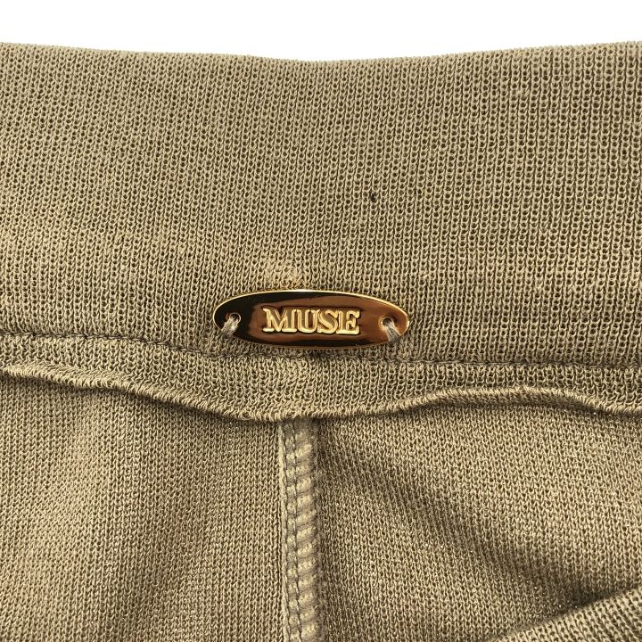 MUSE de Deuxieme Classe (ミューズドゥドゥーズィエムクラス) shake