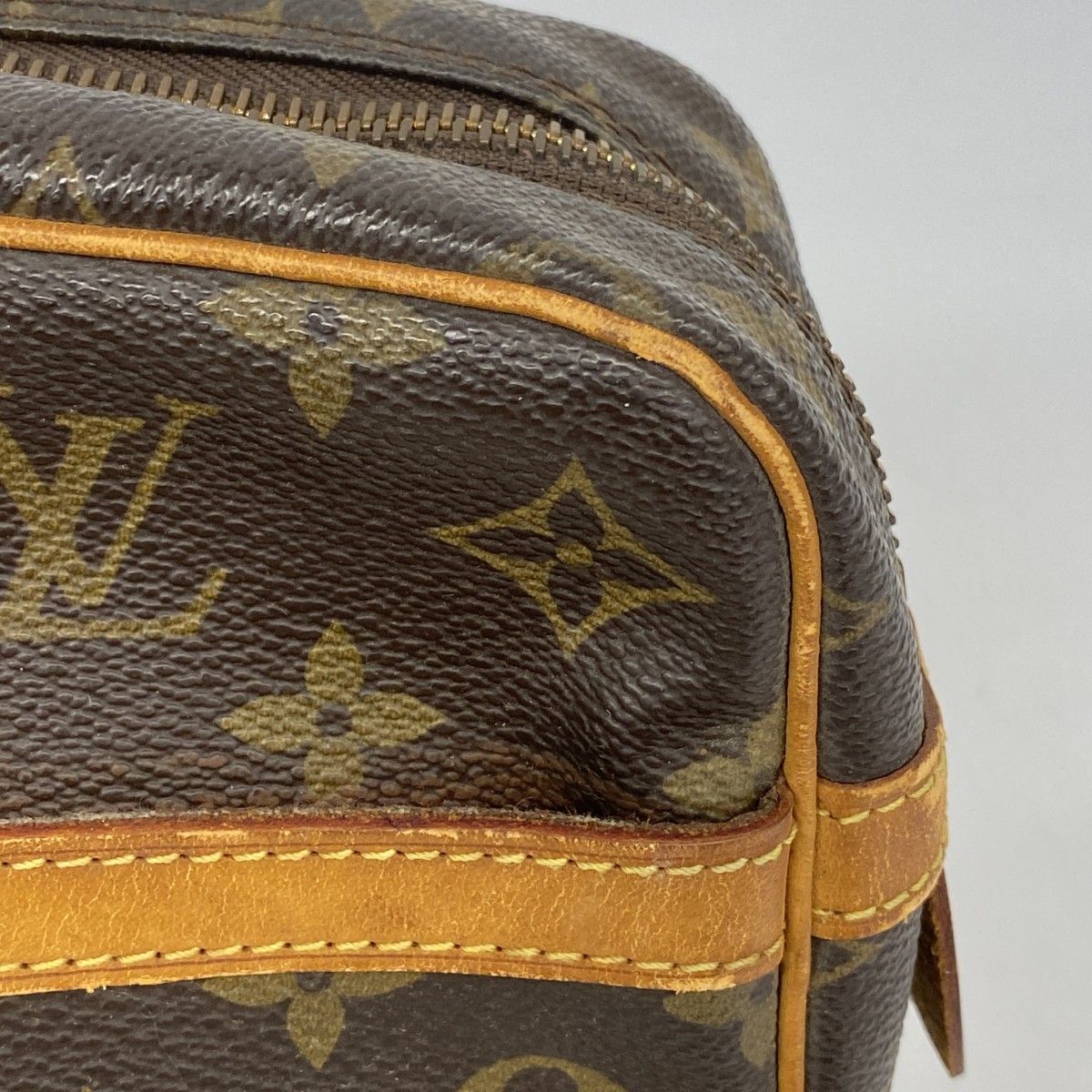 5pd5719-k】ルイヴィトン クラッチバッグ モノグラム コンピエーニュ28