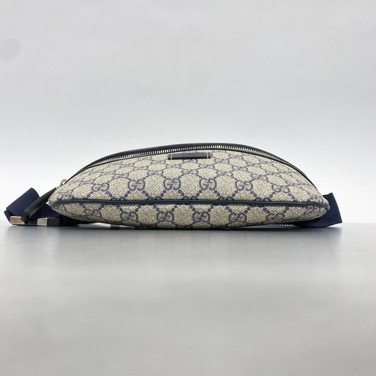 5pd5862-k】グッチ ボディバッグ GGスプリーム 233269 PVC ベージュ