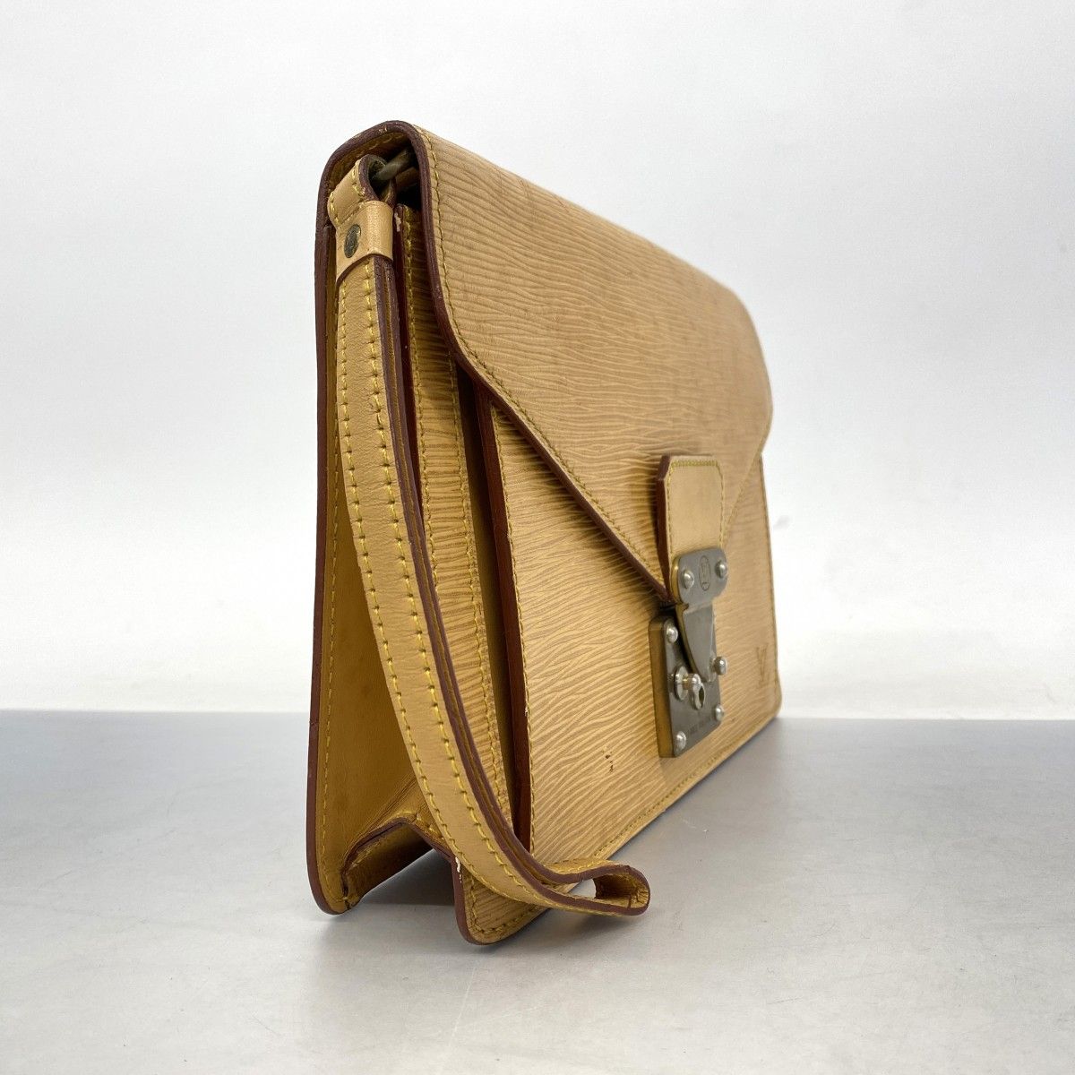 5pd5948】ルイヴィトン クラッチバッグ エピ ポシェットセリエ