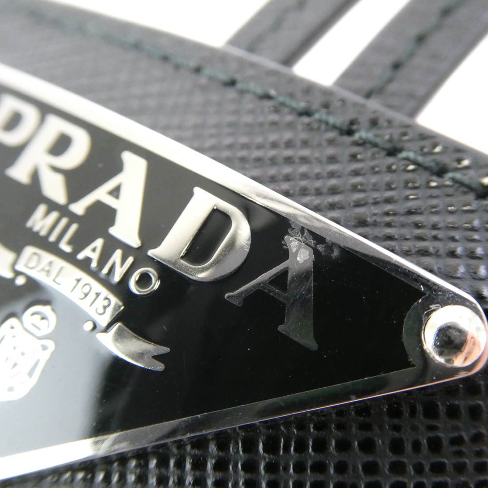 PRADA プラダ 2IC027 三角 トライアングル ロゴ プレート サフィアーノ