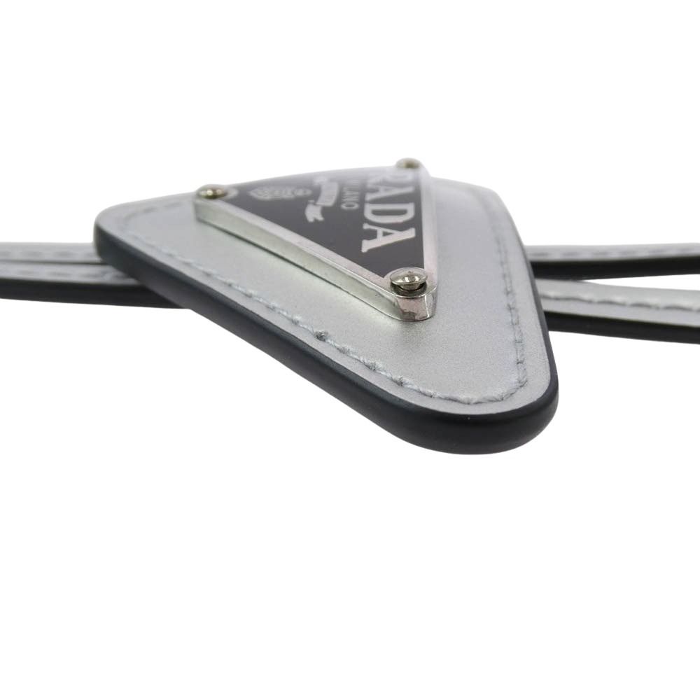 PRADA プラダ サフィアーノ 三角 トライアングルロゴ シルバー PRADA プラダ サフィアーノ 三角 トライアングルロゴ シルバー PRADA