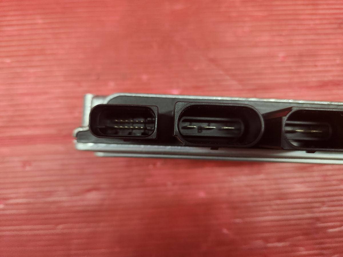 BMW LCI アクティブステアリング ユニット コンピューター 6854031