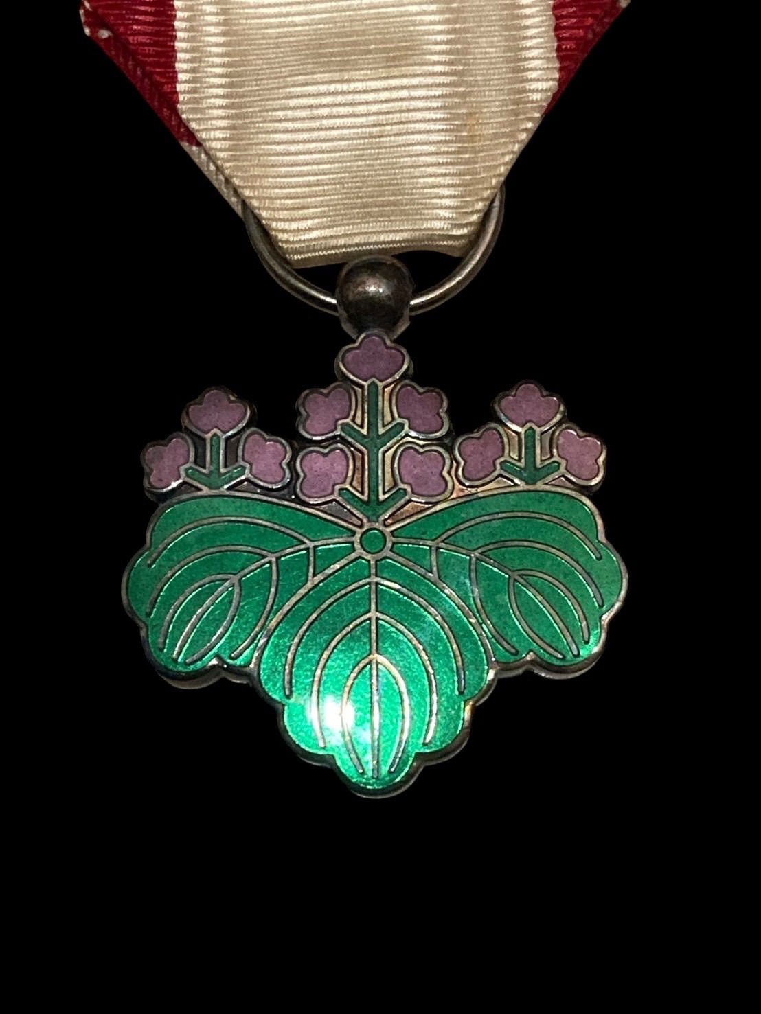 勲七等青色桐葉章 国家 勲章﻿ 銀製 五三の桐 勲功旌章 明治8年 1875年