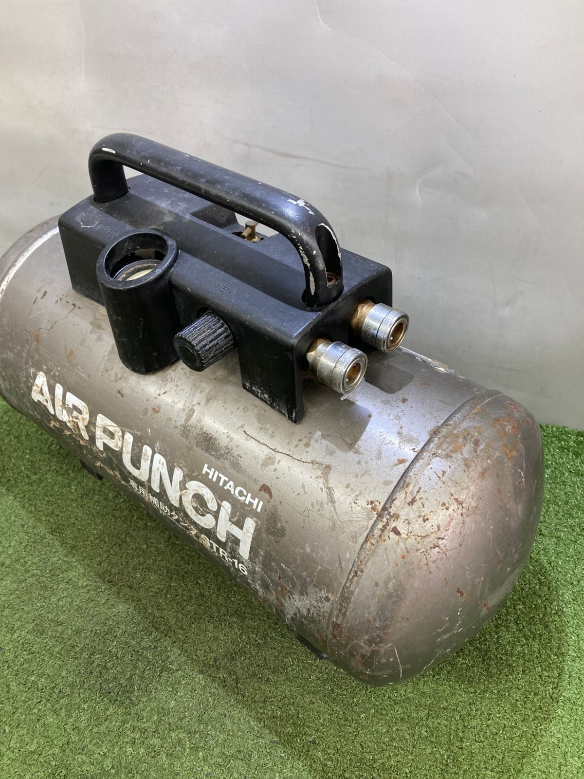 中古品】【0921】日立 エアーパンチ専用補助タンク STR-16