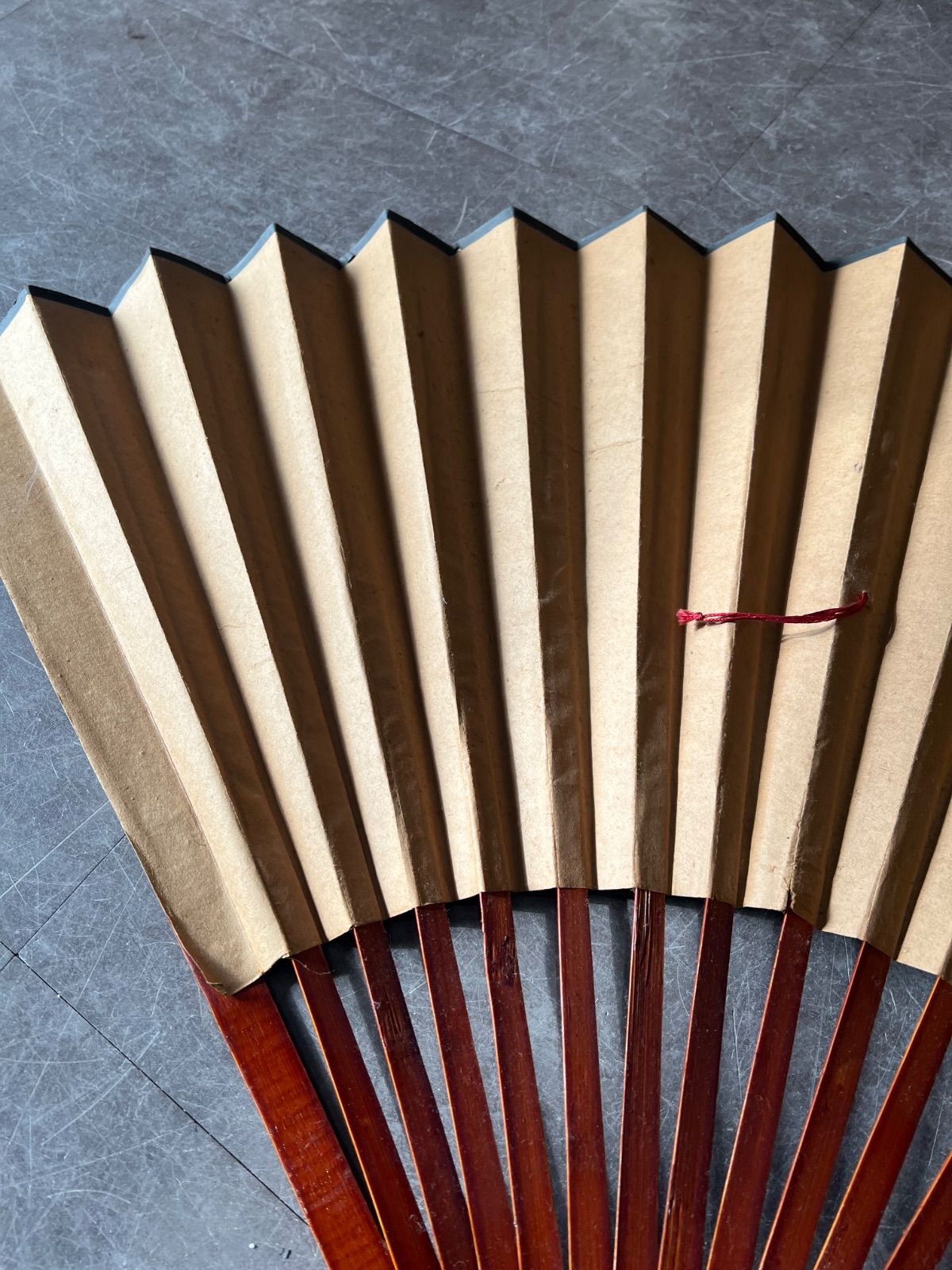 大扇 / 扇子 】鶴 松 縁起物 扇子 骨董品 工芸 工芸品 - メルカリ