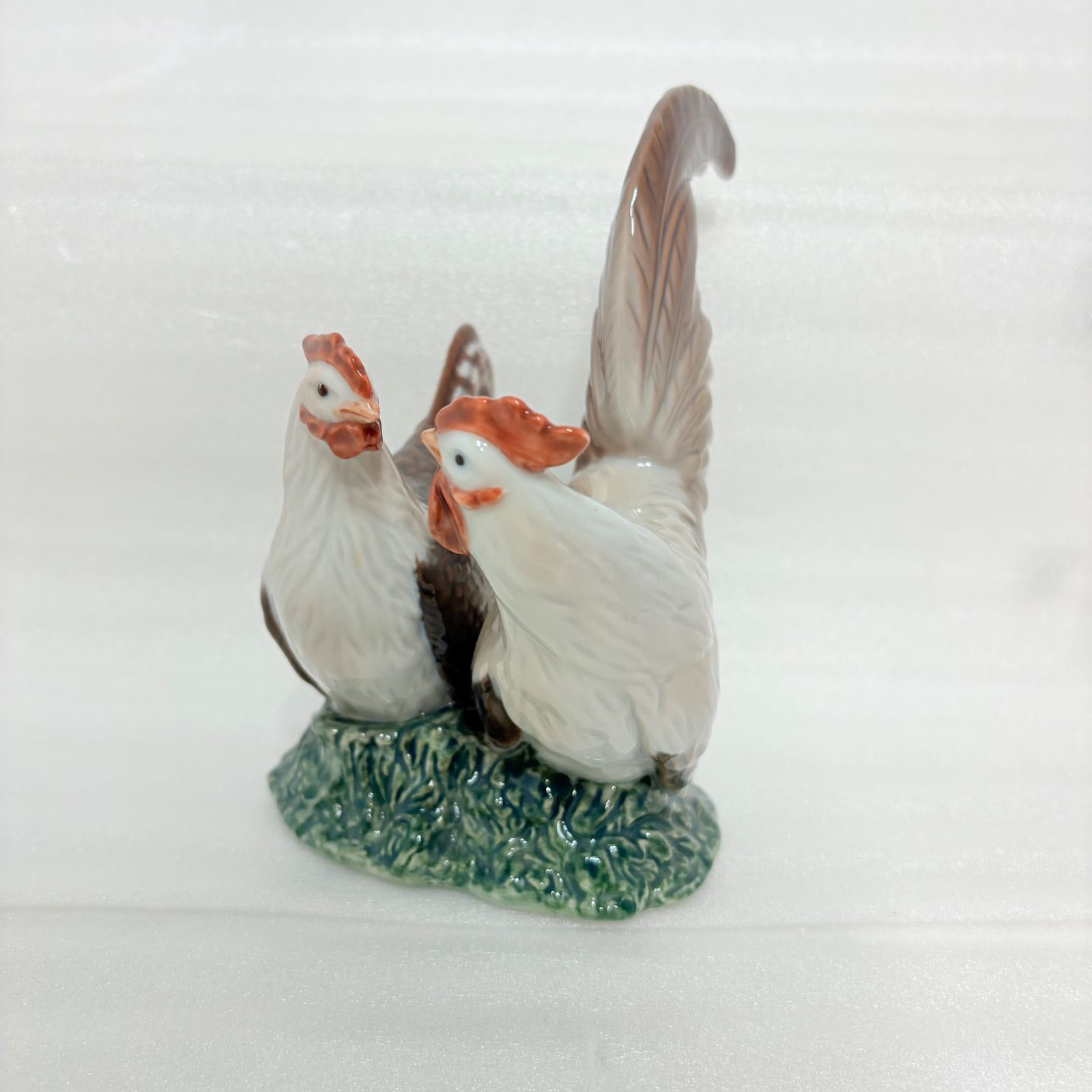 ロイヤルコペンハーゲン フィギュリン ニワトリ 干支 🥚 - メルカリ