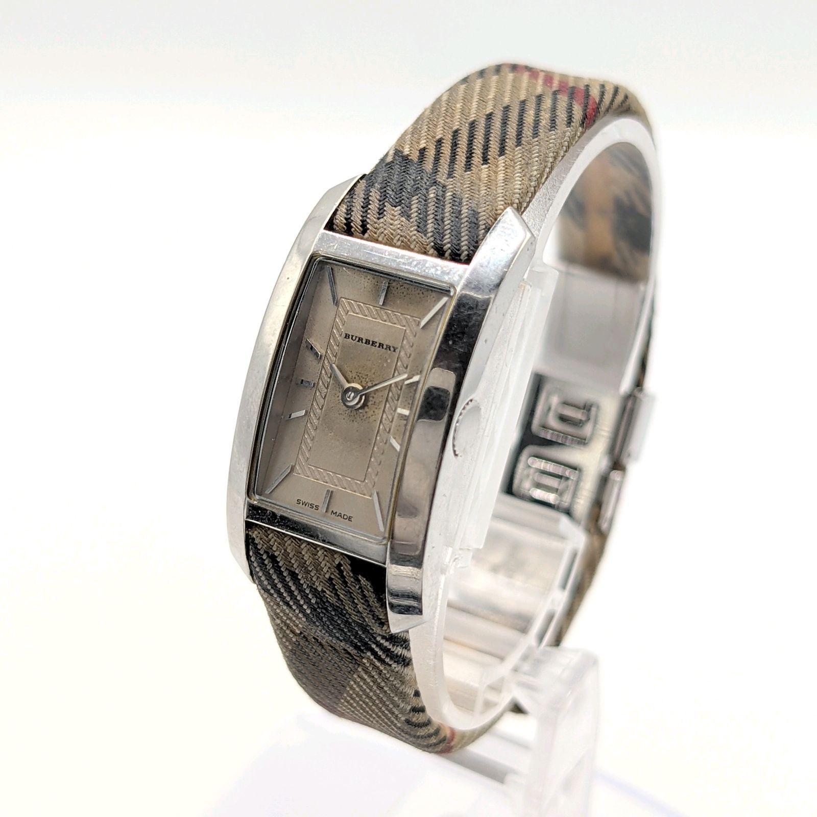 BURBERRY バーバリー ノバチェック スクエア レディース腕時計 シルバー Burberry Watch Quartz Burberry Check Ladies Square Silver Y2K 00S