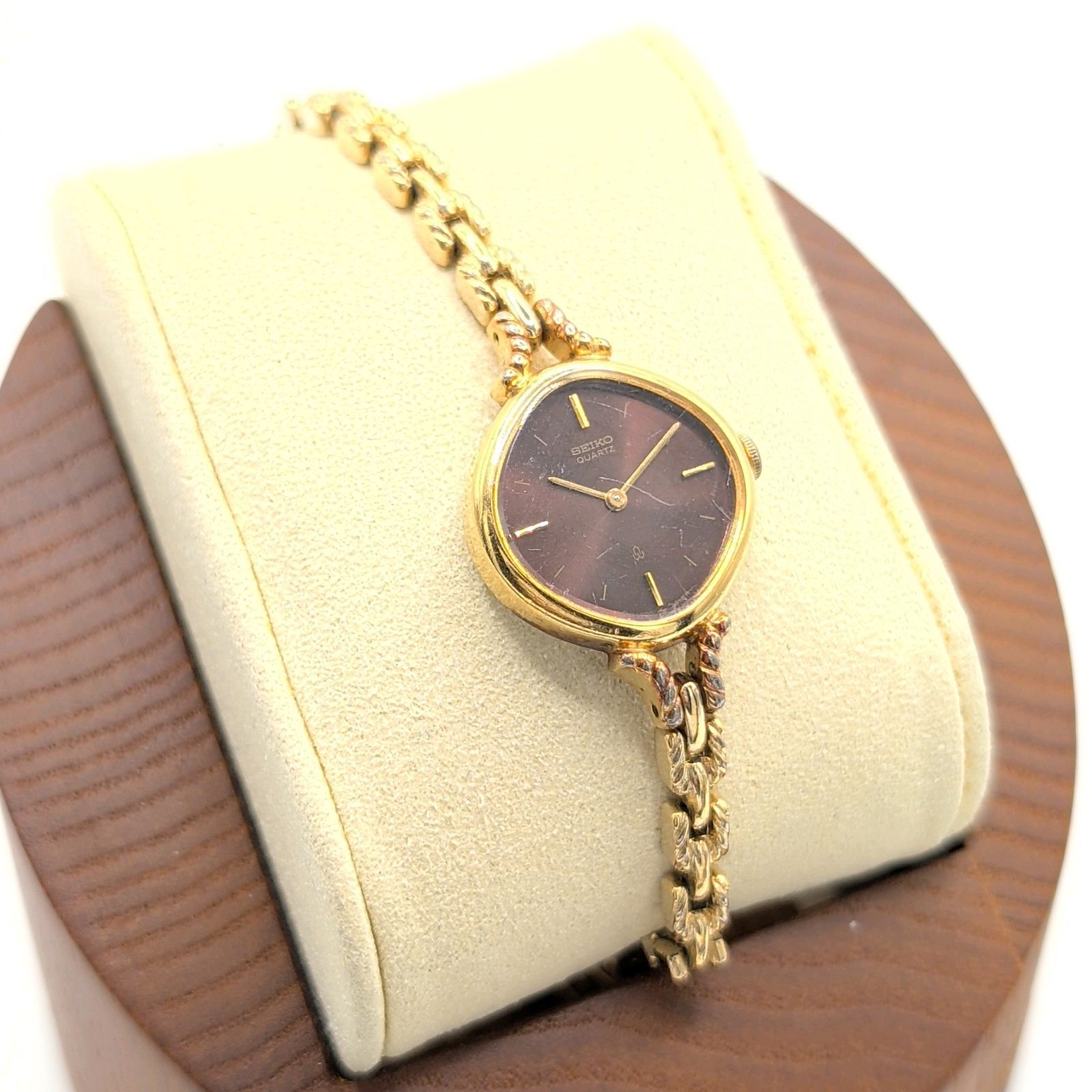 SEIKO 1400-6380 Watch Quartz Ladies Round Gold Black dial Working 