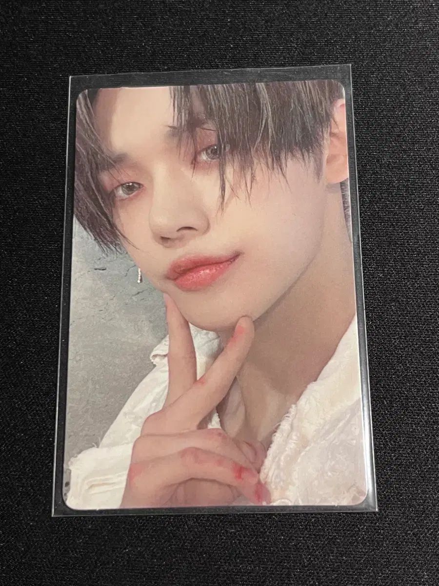 TOMORROW X TOGETHER(TXT) THE CHAOS CHAPTER : FREEZE FIGHT OR