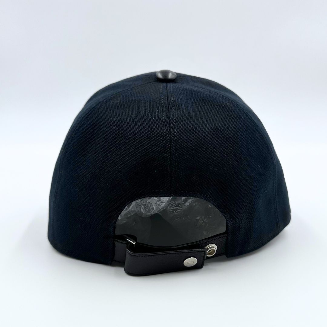 す*の様 【DIOR】刺繍 ベースボール キャップ 帽子 黒 L 美品】Dior ロゴ刺繍 コットン ベースボール キャップ - メルカリ