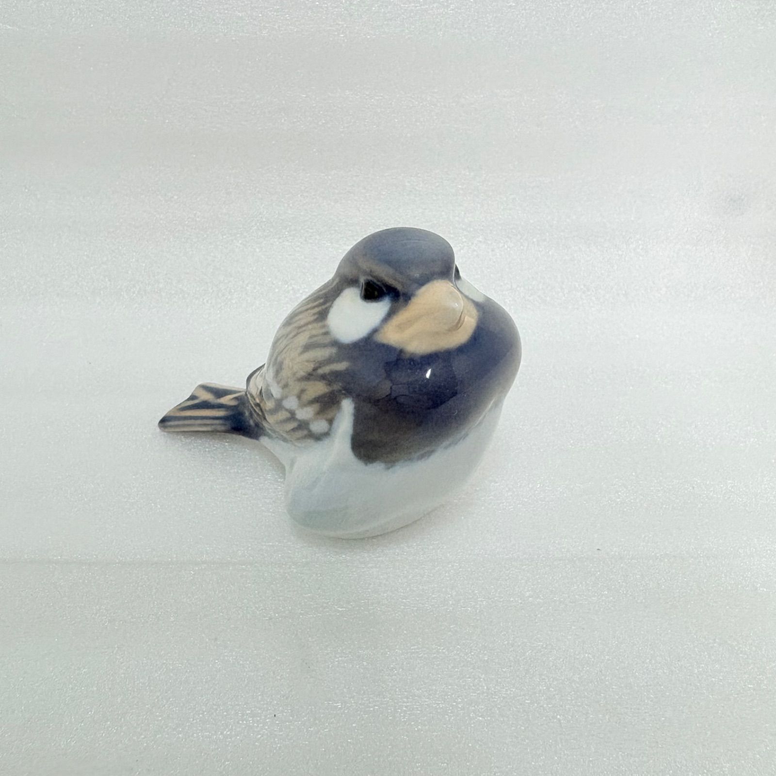 ロイヤルコペンハーゲン ツバメ 燕 鳥 ヴィンテージ フィギュリン デンマーク製 ロイヤルコペンハーゲン ツバメ 鳥 フィギュリン Yahoo!オークション